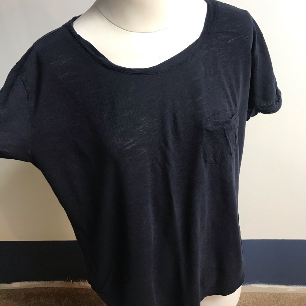 H&M Basic Tee - Picture 3 of 8